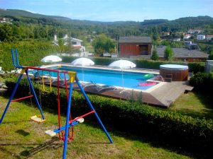 Parque Infantil, Piscina e Jacuzzi